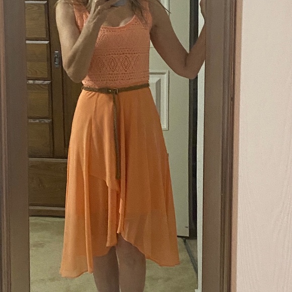 Le Chateau Peach Asymmetrical Hem Dress - Picture 12 of 12